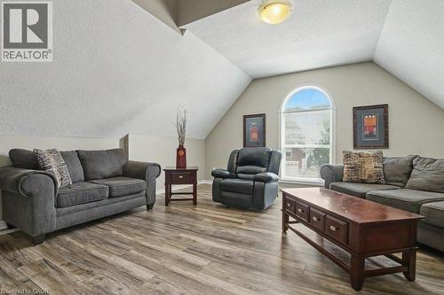 767 Lucerne Avenue, Waterloo, ON - Indoor Photo Showing Living Room