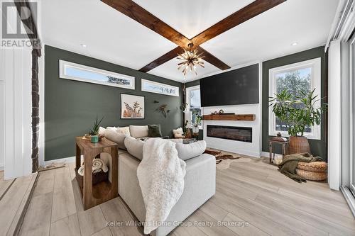 801 Watson Road S, Puslinch, ON - Indoor With Fireplace