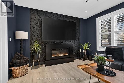 801 Watson Road S, Puslinch, ON - Indoor Photo Showing Living Room With Fireplace
