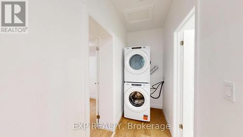 686 Elias Street, London East (East G), ON - Indoor Photo Showing Laundry Room