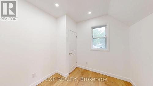 686 Elias Street, London East (East G), ON - Indoor Photo Showing Other Room