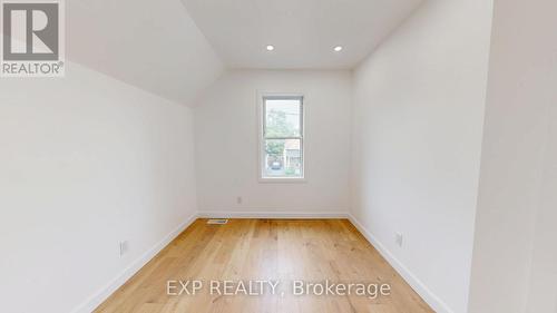 686 Elias Street, London East (East G), ON - Indoor Photo Showing Other Room