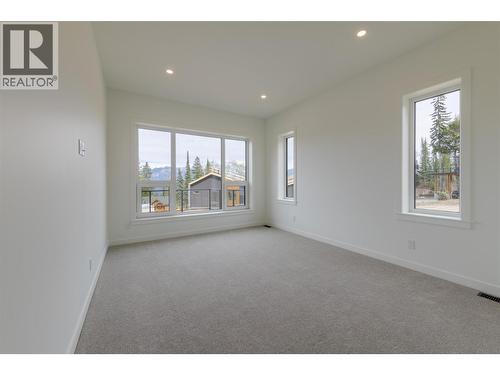 1654 Howse Pass, Golden, BC - Indoor Photo Showing Other Room