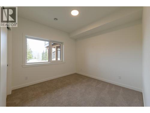 1654 Howse Pass, Golden, BC - Indoor Photo Showing Other Room