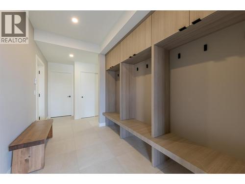 1654 Howse Pass, Golden, BC - Indoor Photo Showing Other Room