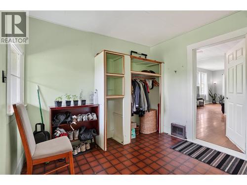 703 Pine Street, Nelson, BC - Indoor Photo Showing Other Room