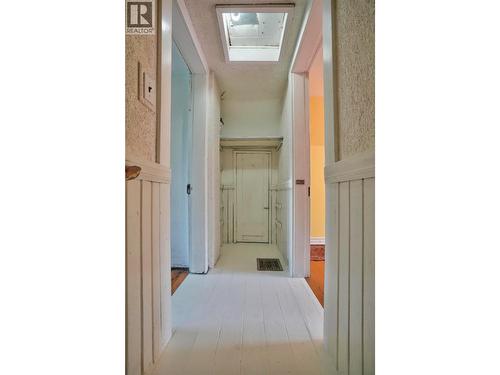 703 Pine Street, Nelson, BC - Indoor Photo Showing Other Room