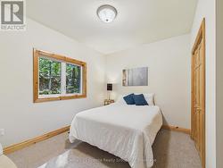 Bedroom 2 - 