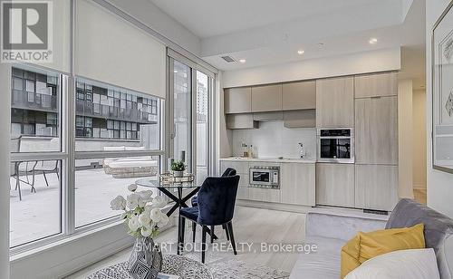 505 - 39 Roehampton Avenue, Toronto, ON - Indoor