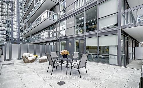 505 - 39 Roehampton Avenue, Toronto, ON - Outdoor