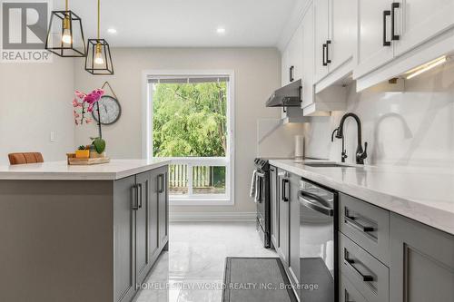 306 - 19 Liszt Gate, Toronto, ON - Indoor Photo Showing Kitchen With Upgraded Kitchen