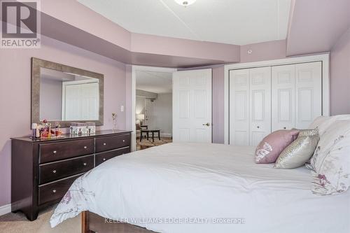 307 - 2035 Appleby Line, Burlington, ON - Indoor Photo Showing Bedroom