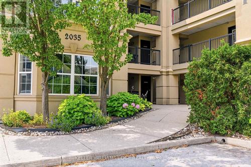 307 - 2035 Appleby Line, Burlington, ON - Outdoor With Balcony