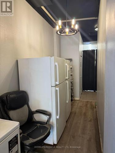 1/2 - 717 Queen Street E, Toronto, ON 