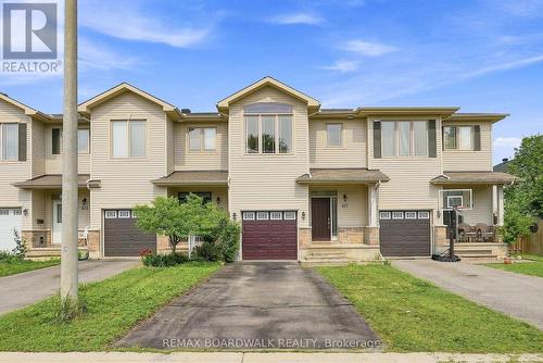 Welcome to 617 Spikemoss in Orleans! - 617 Spikemoss Place, Ottawa, ON - Outdoor With Facade