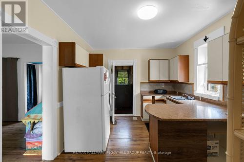 194 Mississaga Street W, Orillia, ON - Indoor