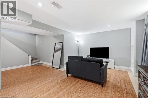 25 Winter Way, Brantford, ON - Indoor