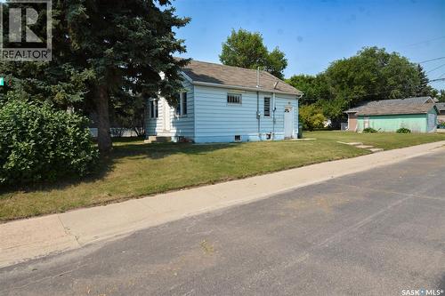 510 Assiniboia Avenue, Southey, SK - Outdoor