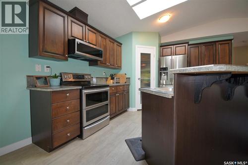 520 Assiniboia Avenue, Southey, SK - Indoor Photo Showing Kitchen