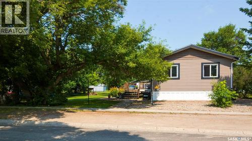 520 Assiniboia Avenue, Southey, SK - Outdoor