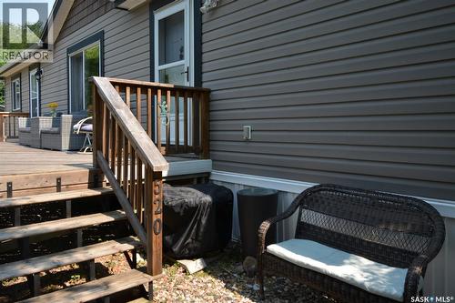 520 Assiniboia Avenue, Southey, SK - Outdoor With Exterior