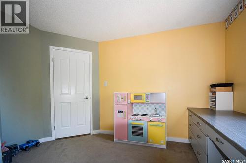 520 Assiniboia Avenue, Southey, SK - Indoor
