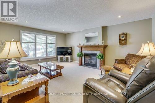126 Glendale Drive, Tillsonburg, ON - Indoor Photo Showing Living Room With Fireplace