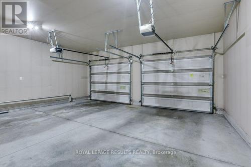 126 Glendale Drive, Tillsonburg, ON - Indoor Photo Showing Garage