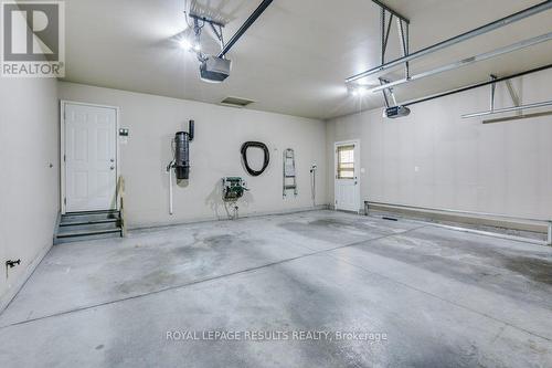 126 Glendale Drive, Tillsonburg, ON - Indoor Photo Showing Garage