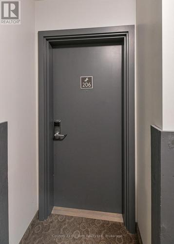 Welcome to Suite 206 - Suite 206 - 40 Horseshoe Boulevard, Oro-Medonte (Horseshoe Valley), ON - Indoor