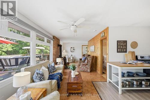 63 Little Silver Lake Way, Trent Lakes, ON - Indoor Photo Showing Living Room