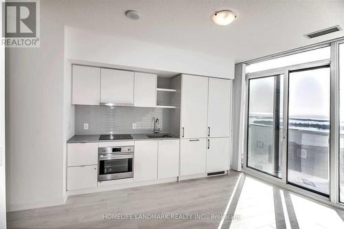 4908 - 100 Harbour Street, Toronto, ON - Indoor