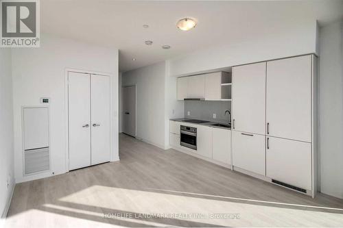 4908 - 100 Harbour Street, Toronto, ON - Indoor Photo Showing Kitchen