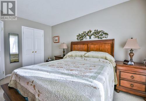 3 - 358 Little Avenue, Barrie, ON - Indoor Photo Showing Bedroom