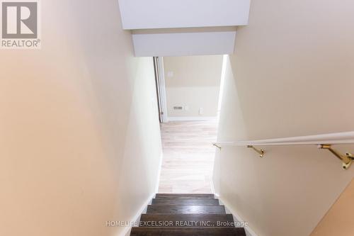 2425 Quetico Crescent, Oakville, ON - Indoor Photo Showing Other Room