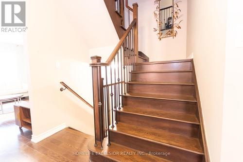 2425 Quetico Crescent, Oakville, ON - Indoor Photo Showing Other Room