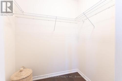 2425 Quetico Crescent, Oakville, ON - Indoor With Storage