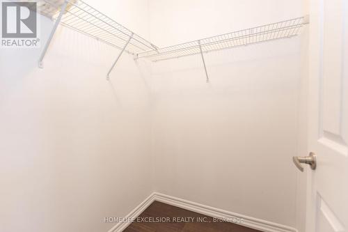 2425 Quetico Crescent, Oakville, ON - Indoor With Storage