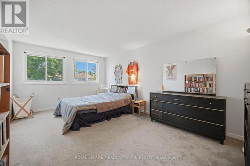 3139 Cambourne Crescent, Mississauga, ON - Indoor Photo Showing Bedroom