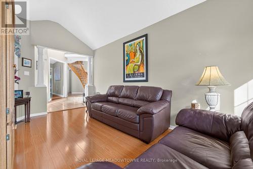 82 Miller Drive, Halton Hills, ON - Indoor Photo Showing Living Room