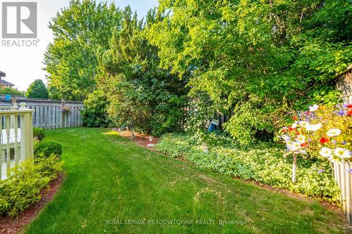 82 Miller Drive, Halton Hills, ON - Outdoor