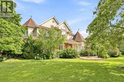 2 WILSON HOUSE DRIVE  Whitby, ON L0B 1A0