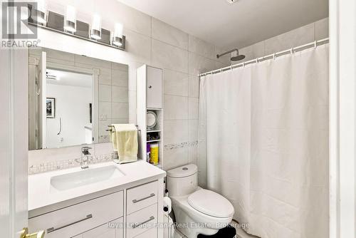 2 Wilson House Drive, Whitby, ON - Indoor Photo Showing Bathroom