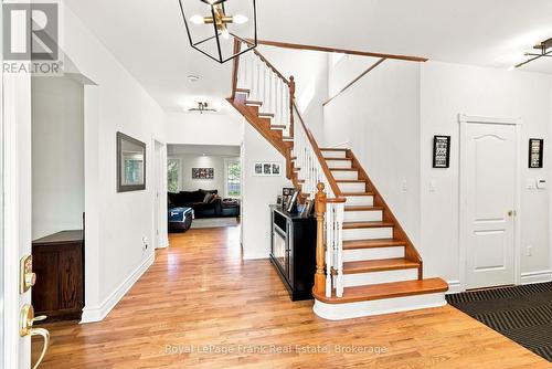 2 Wilson House Drive, Whitby, ON - Indoor Photo Showing Other Room