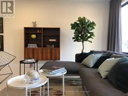 50 GORMLEY AVENUE Toronto, ON M4V 1Z1