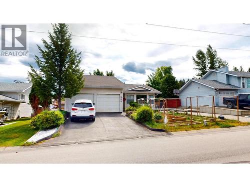 504 30Th Avenue S, Cranbrook, BC - Outdoor