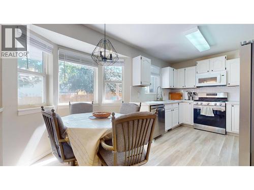 504 30Th Avenue S, Cranbrook, BC - Indoor