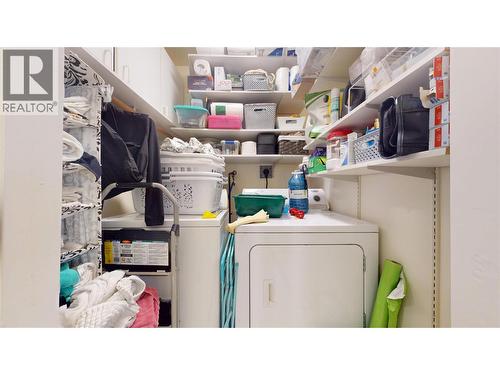 504 30Th Avenue S, Cranbrook, BC - Indoor Photo Showing Laundry Room