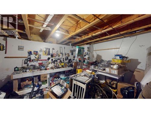 504 30Th Avenue S, Cranbrook, BC - Indoor Photo Showing Basement