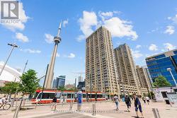 2903 - 270 QUEENS QUAY W Toronto, ON M5J 2N4